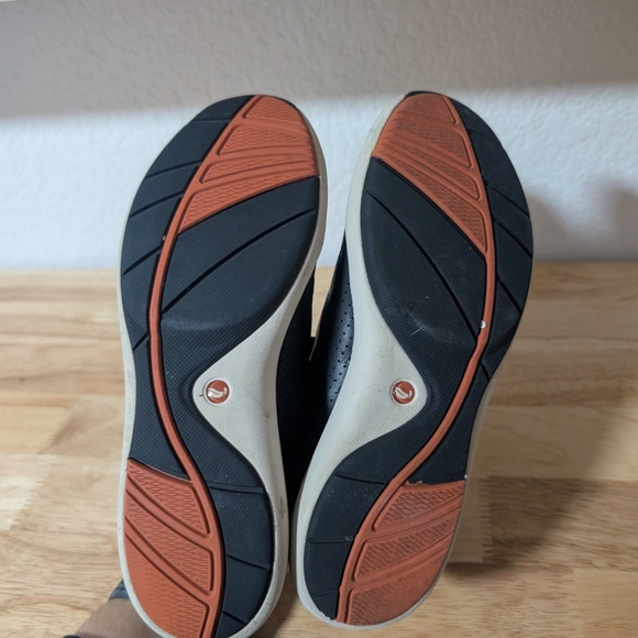 Clarks Unstructured Sneakers / 7.5 - Picture 6 of 8